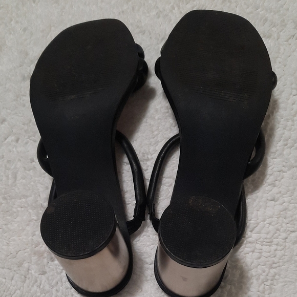 Report Black Strappy Heels - Picture 5 of 7